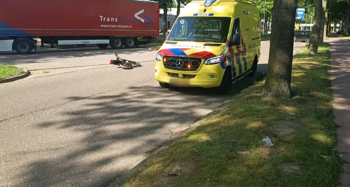 Kind op fatbike aangereden door auto - Foto 9
