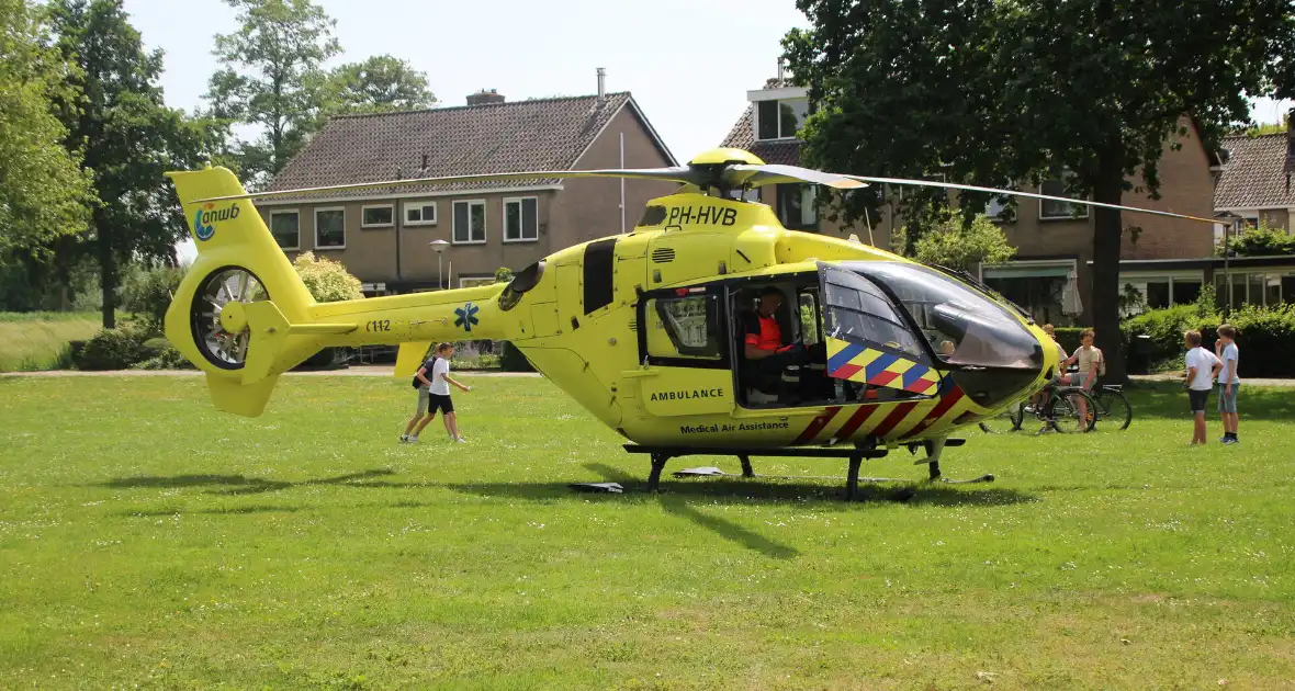 Traumahelikopter ingezet na medische noodsituatie - Foto 4
