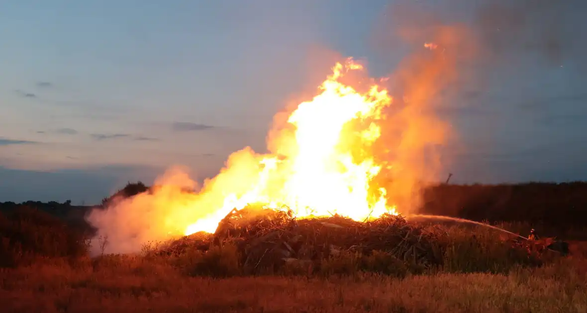 Forse buitenbrand in Amersfoort - Foto 9
