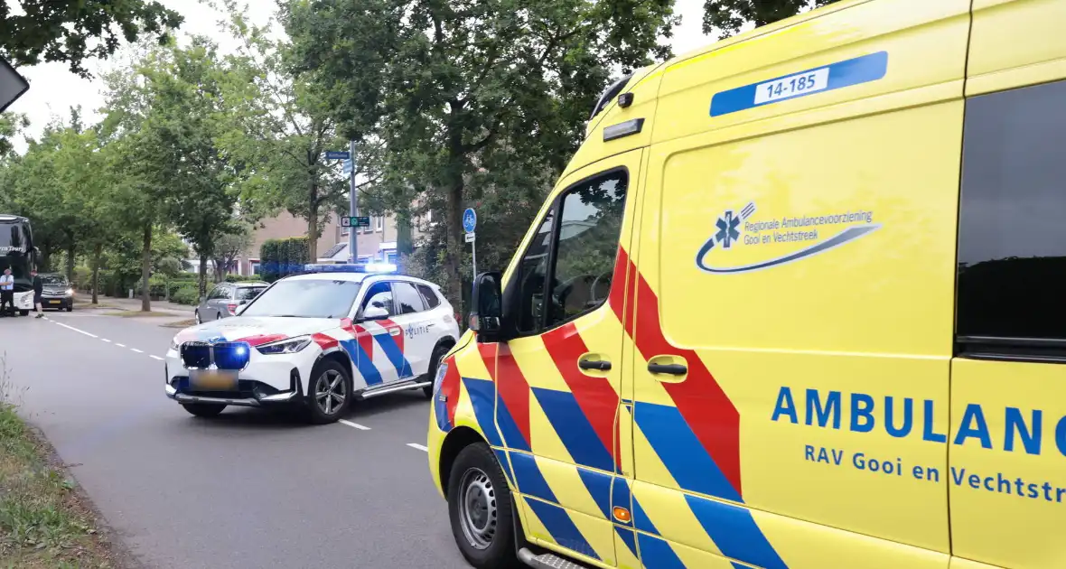 Ongeval met motorscooter en auto leidt tot doorrijden - Foto 5