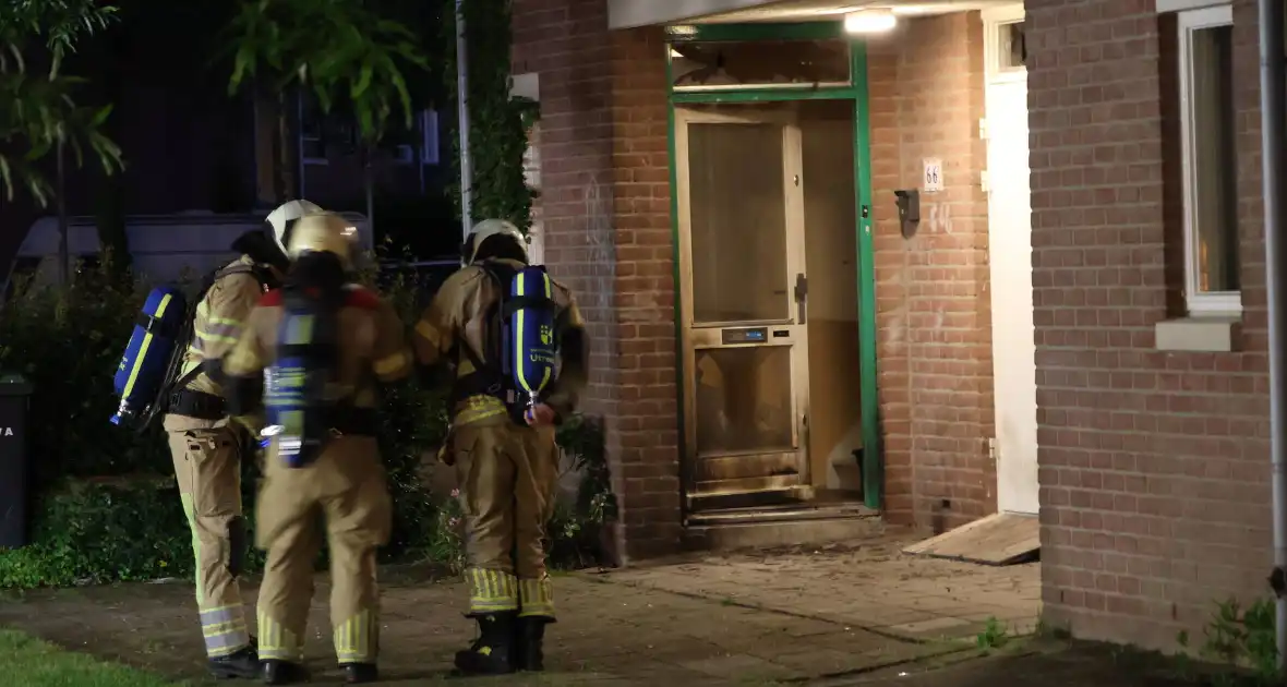 Explosie bij woning zorgt voor grote schade - Foto 11