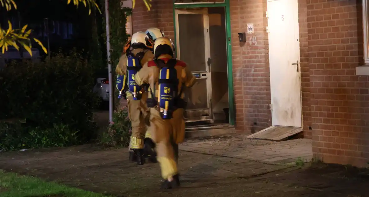 Explosie bij woning zorgt voor grote schade - Foto 8
