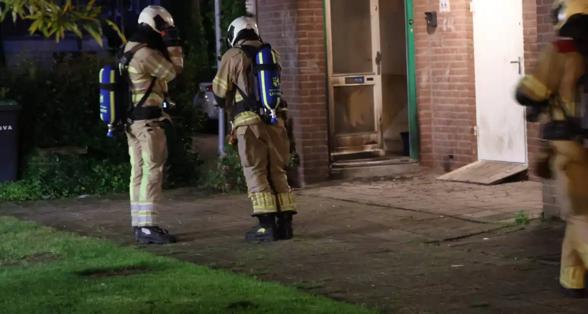 Explosie bij woning zorgt voor grote schade - Foto 9