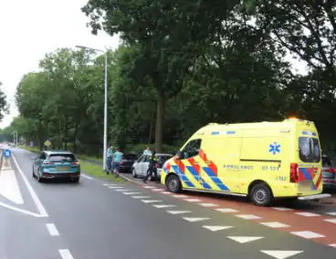 Meerdere inzittenden gecontroleerd na aanrijding