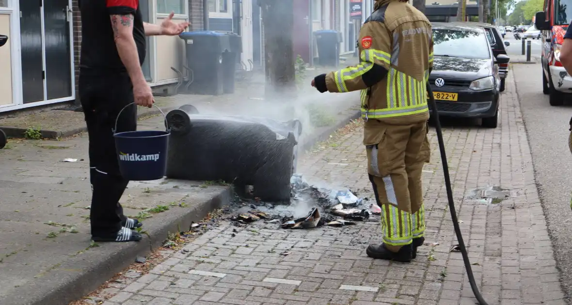 Containerbrand vergt inzet van brandweer - Foto 1