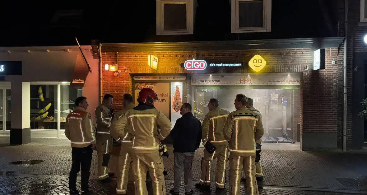 Alarmsysteem veroorzaakt rookontwikkeling in winkel - Foto 1
