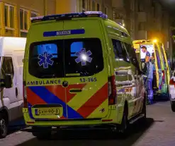 Lichtgewonde bij steekincident in woonwijk