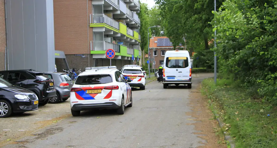 Persoon aangehouden na incident met kogelwerende vesten - Foto 15