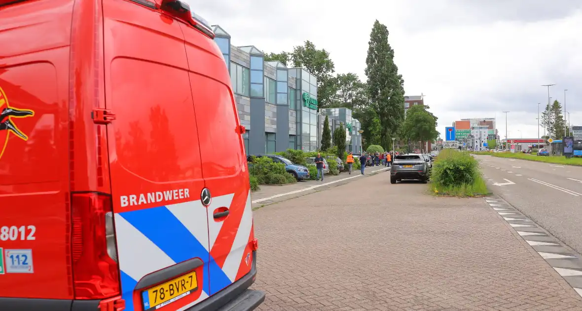 Brand in bedrijf door elektrische pompwagen - Foto 7