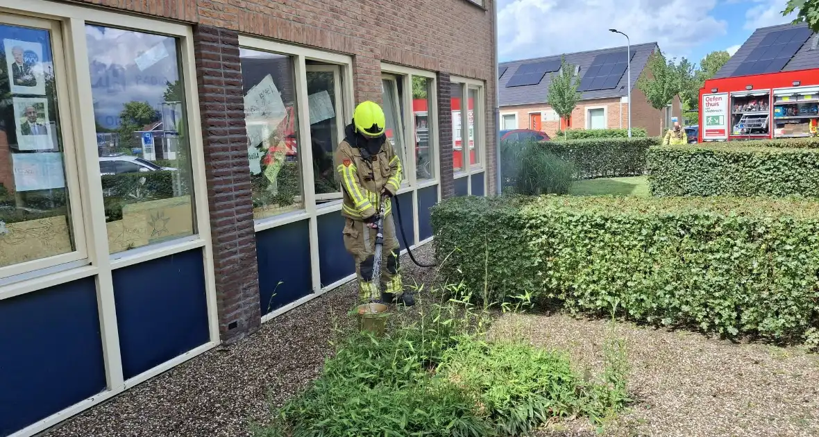 Brand in prullenbak geblust - Foto 2