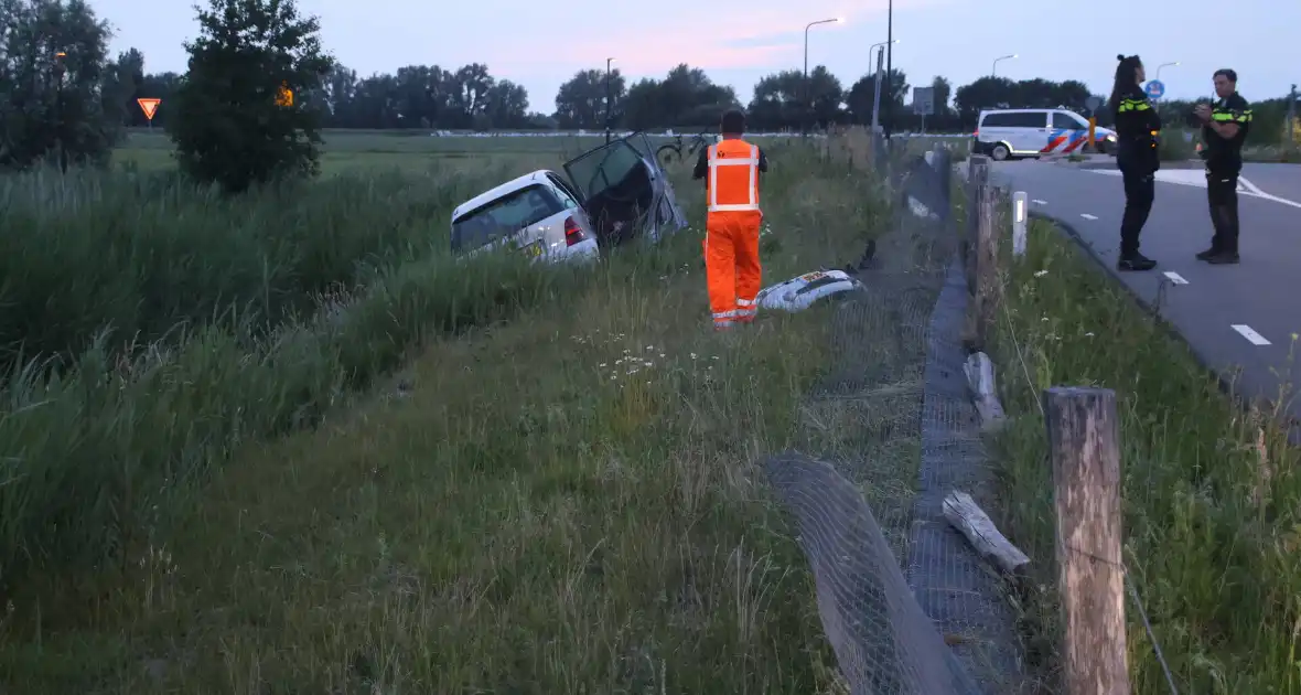 Automobilist aangehouden na bijna te water raken - Foto 2