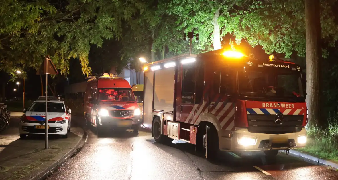 Hulpdiensten zoeken naar persoon te water - Foto 2