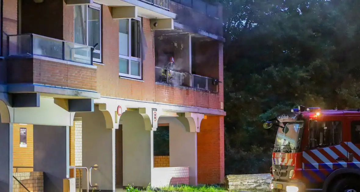 Brand in appartement leidt tot ontruiming van flatgebouw - Foto 5