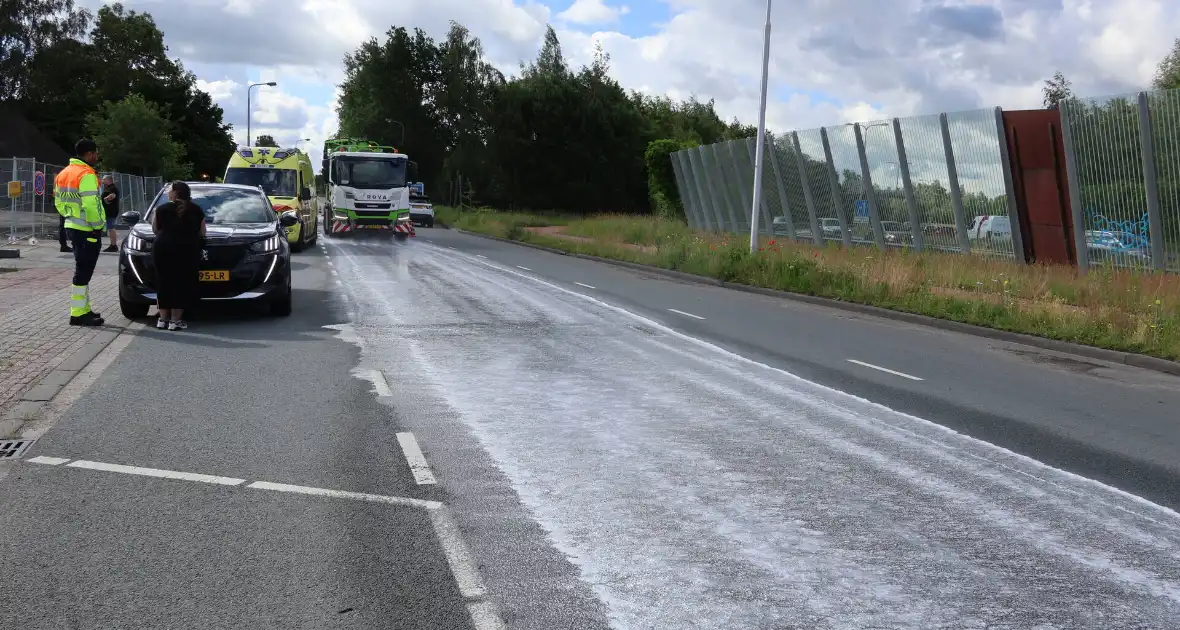 Botsing tussen auto en brommobiel - Foto 5
