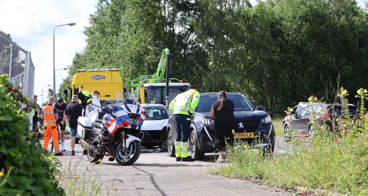 Botsing tussen auto en brommobiel - Foto 7