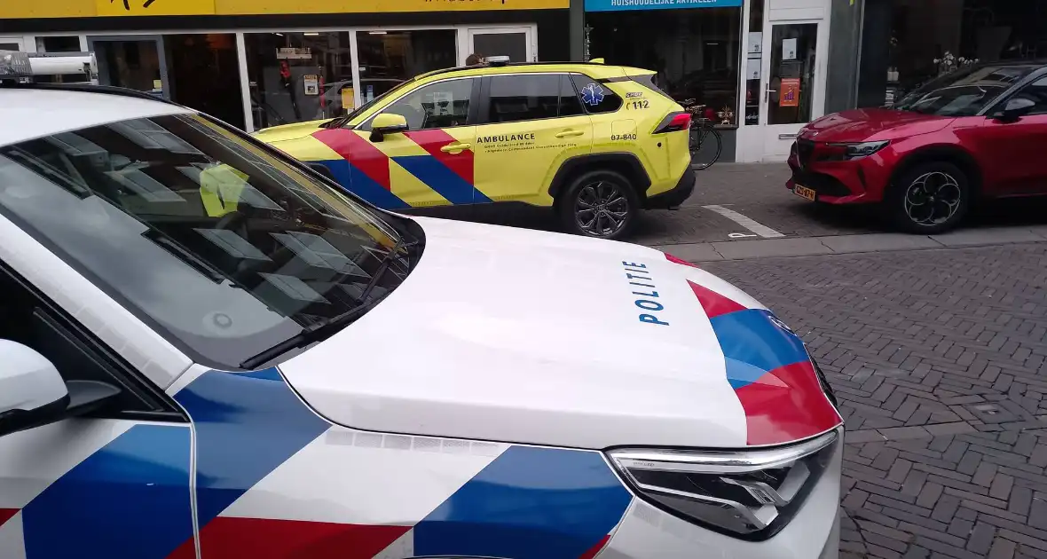 Deur van juwelierszaak kapot geschoten tijdens overval - Foto 2