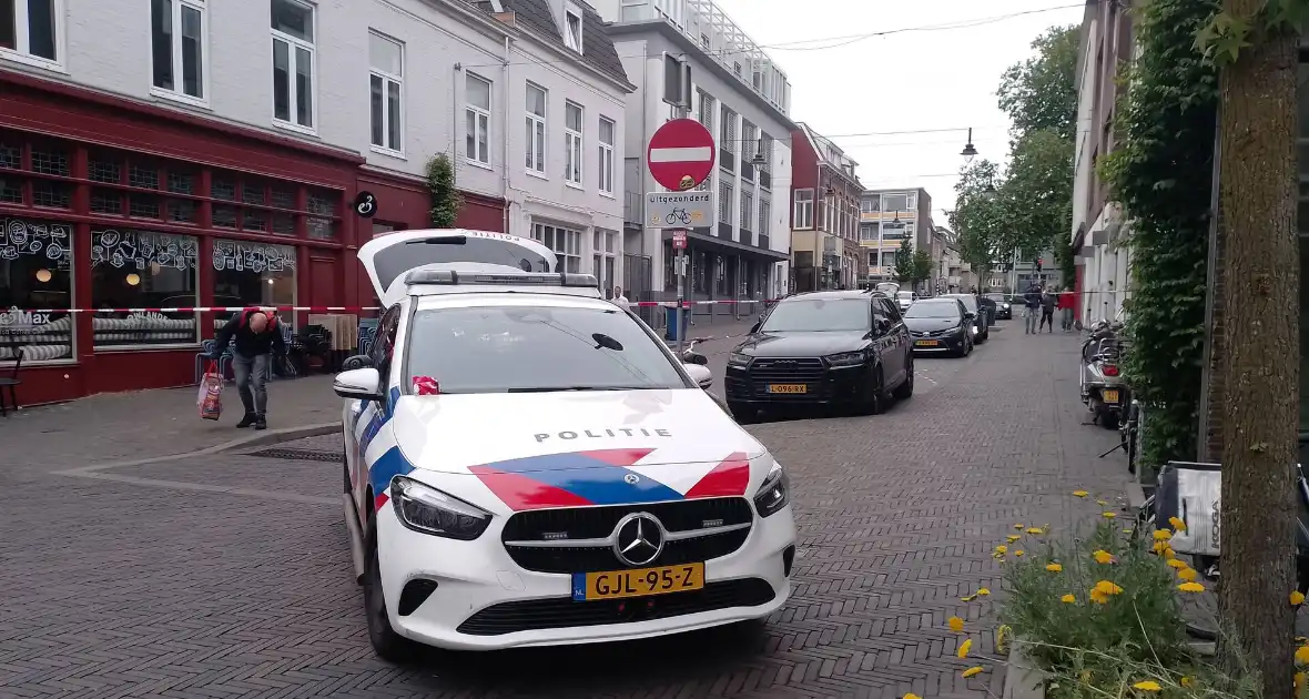 Deur van juwelierszaak kapot geschoten tijdens overval - Foto 3