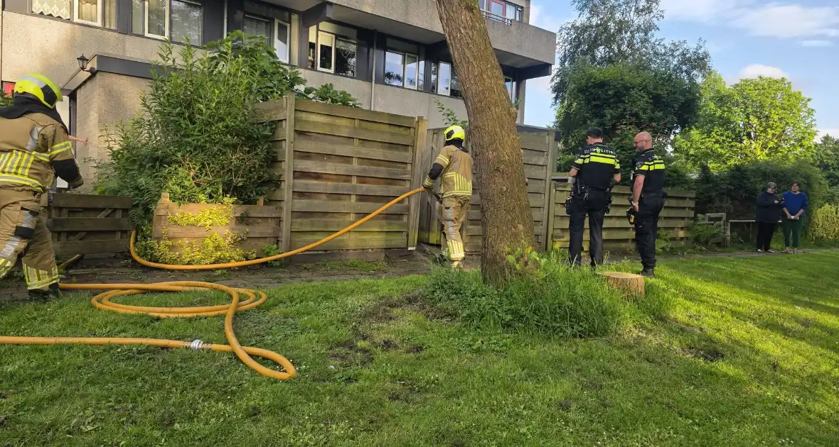 Brand in schuur door defecte vriezer - Foto 2