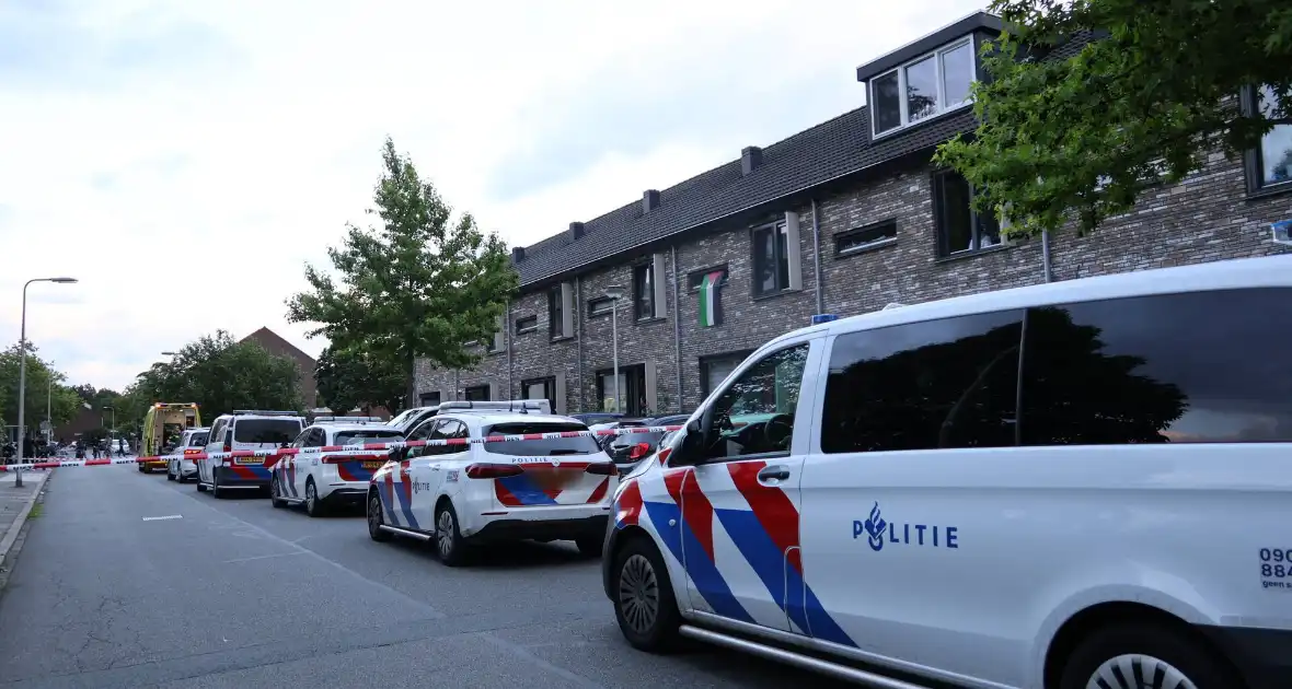 Persoon aangehouden na grote politieactie - Foto 1