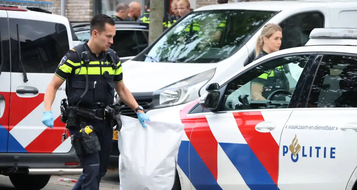 Persoon aangehouden na grote politieactie - Foto 11