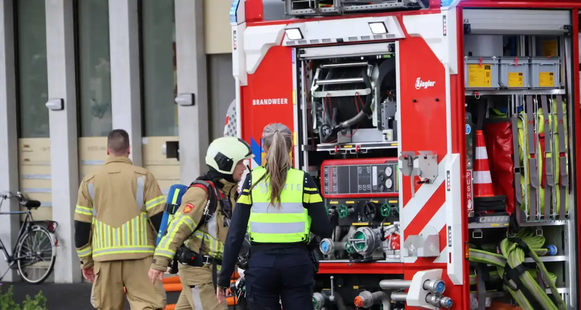Brand bij Leger des Heils zorgt voor grote inzet - Foto 5