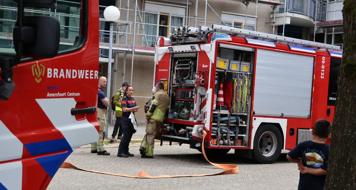 Bewoner gewond bij brand in kamer