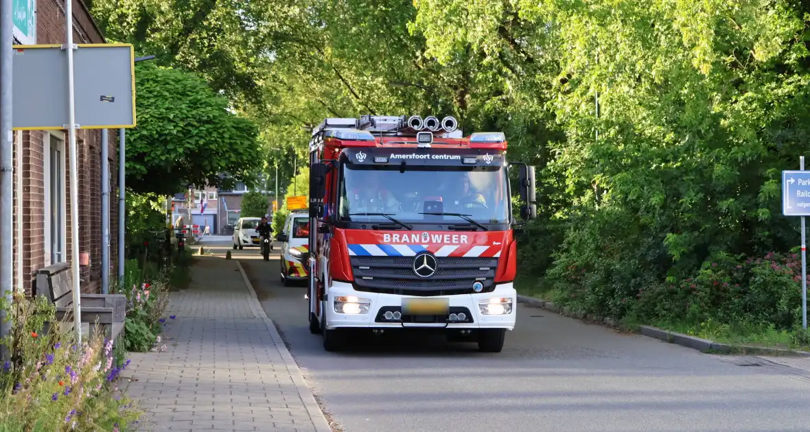 Brandweer onderzoekt rookontwikkeling op spoor - Foto 6
