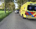 Auto botst op boom, één gewonde