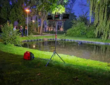 Duikers zoeken naar vuurwapen na schietpartij