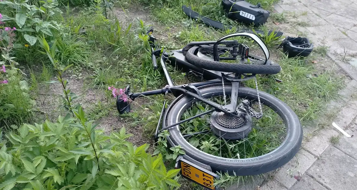 Ongeval tussen auto en speedpedelec - Foto 3