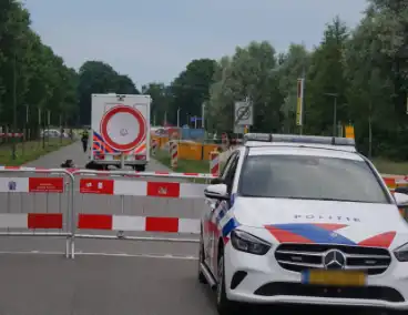 Minderjarige aangehouden na aantreffen twee doden (53) in woning