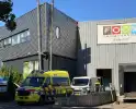 Ongeval tussen busje en heftruck bij groothandel