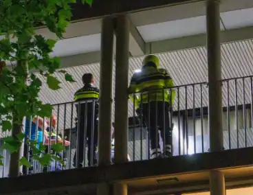 Steekincident in flat leidt tot gewonde en arrestatie