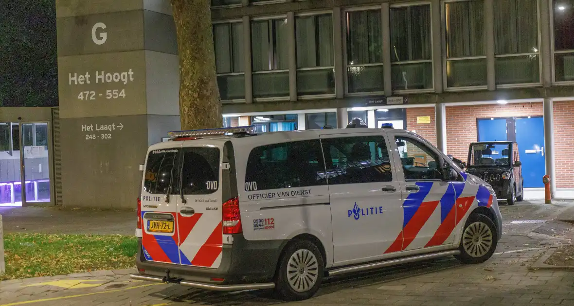 Steekincident in flat leidt tot gewonde en arrestatie - Foto 2