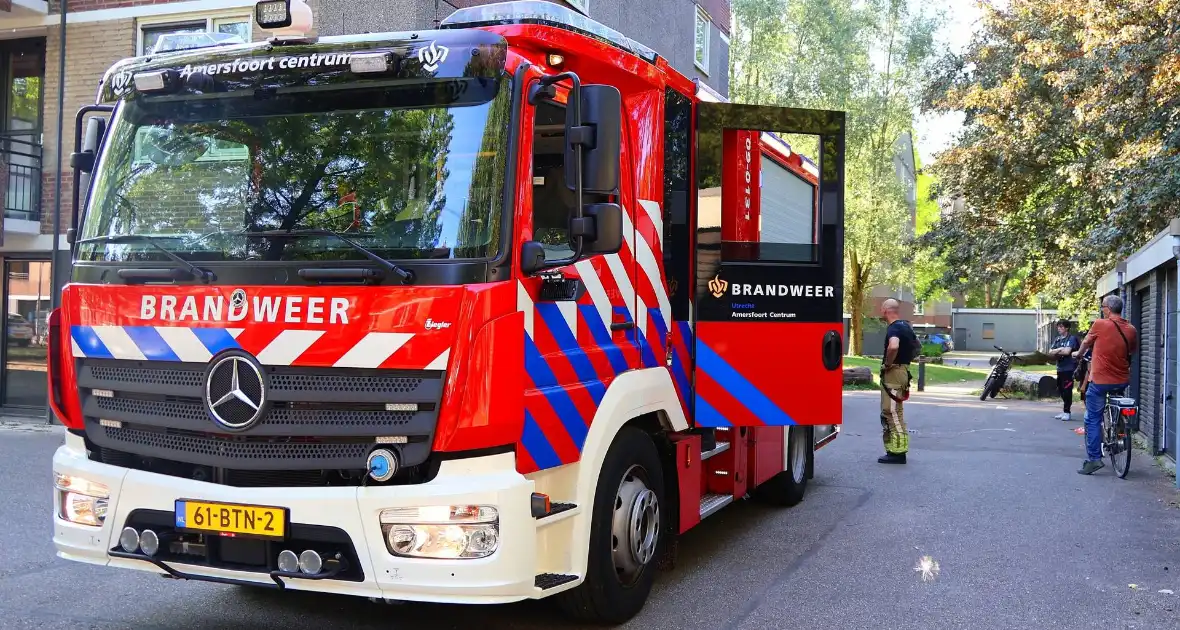 Brandweer dooft brand in bosschages - Foto 2