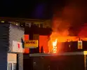 Gebouwbrand zorgt voor uitdagende situatie voor hulpdiensten