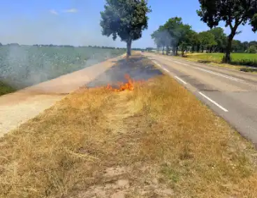 Brand in berm veroorzaakt alarmering