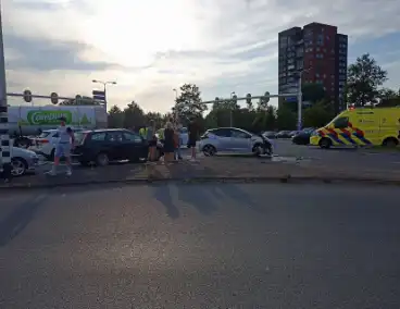 Hulpdiensten ingeschakeld na aanrijding