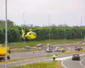Traumahelikopter landt op snelweg na ongeval