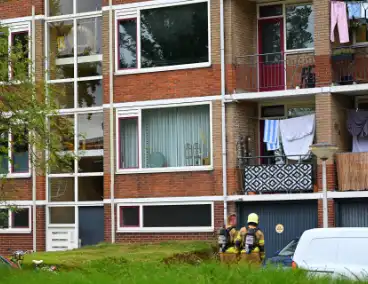 Brandweer onderzoekt gaslucht in pand