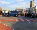 Twee voertuigen beschadigd door botsing