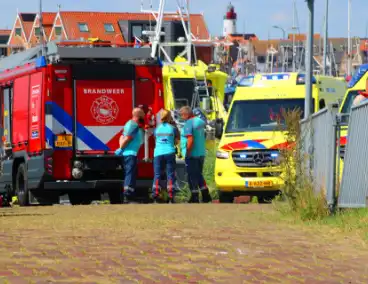 Mogelijke explosie op boot, grote inzet hulpdiensten