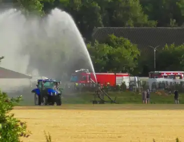 Brand bij camperstalling zorgt voor grote inzet