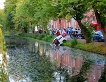 Automobiliste raakt te water bij parkeeractie