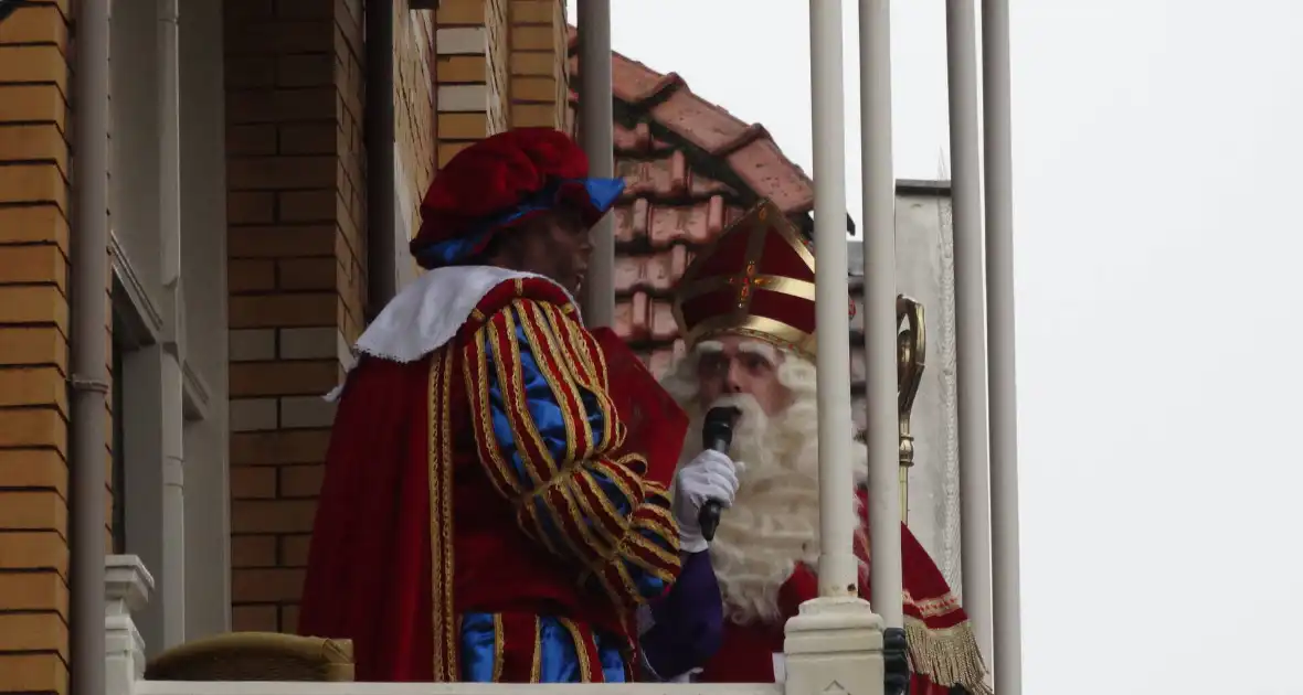 Feestelijke Sinterklaasintocht centrum - Foto 10