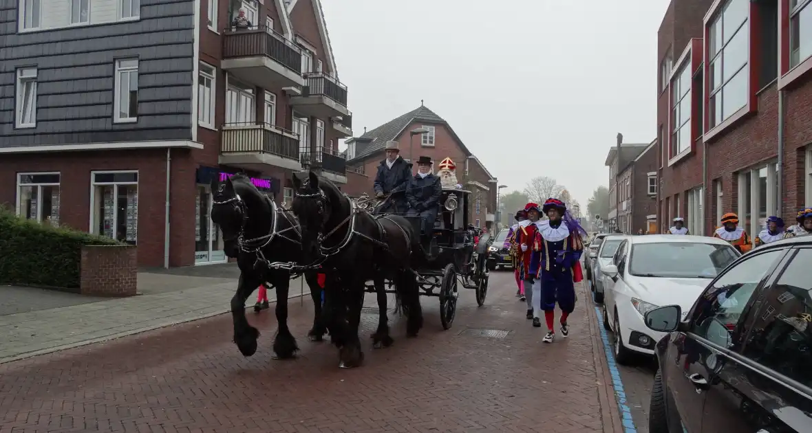 Feestelijke Sinterklaasintocht centrum - Foto 4