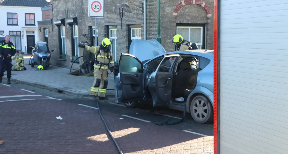 Auto total-loss door brand in Arnhem - Foto 15