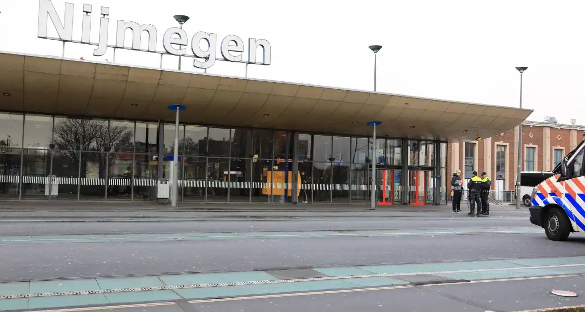 Nijmegen hermetisch afgesloten na noodverordening - Foto 1