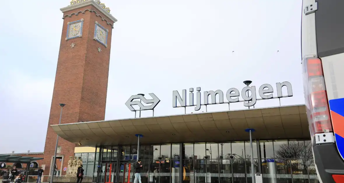 Nijmegen hermetisch afgesloten na noodverordening - Foto 2