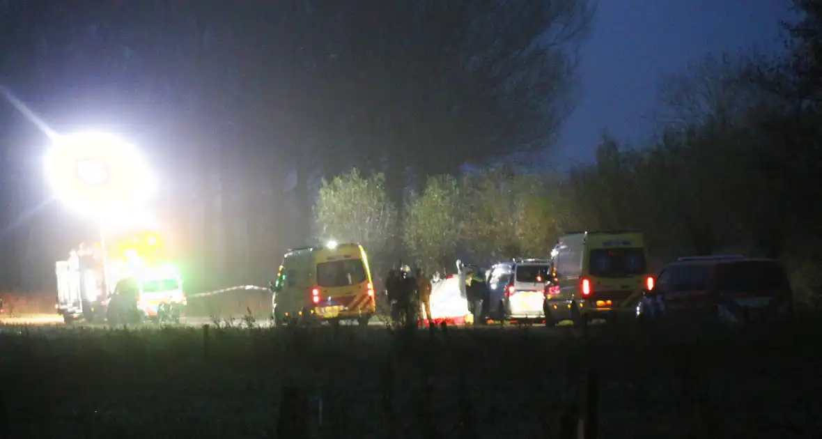 Hulpdiensten massaal ingezet voor persoon te water - Foto 3